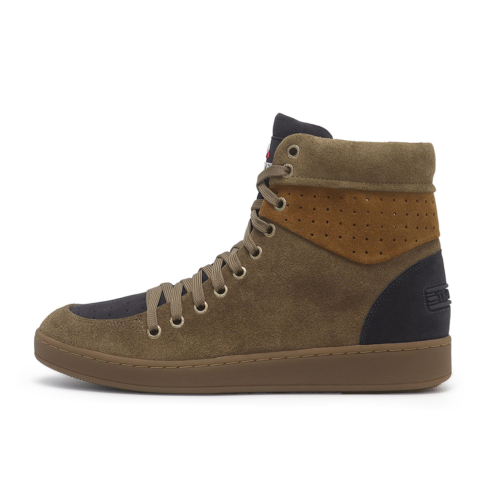 Classic 900 經典真皮休閒短靴-沙漠棕